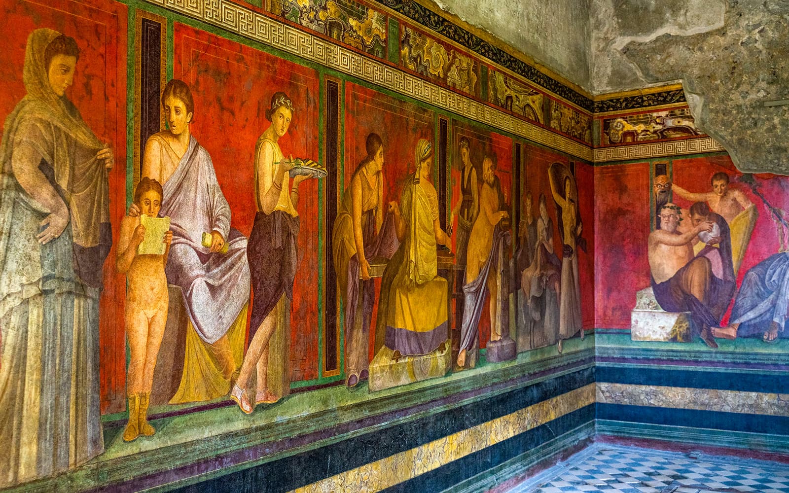From Naples: Pompeii Guided Tour with Transfers tickets in Naples - Highlights | TickYourList