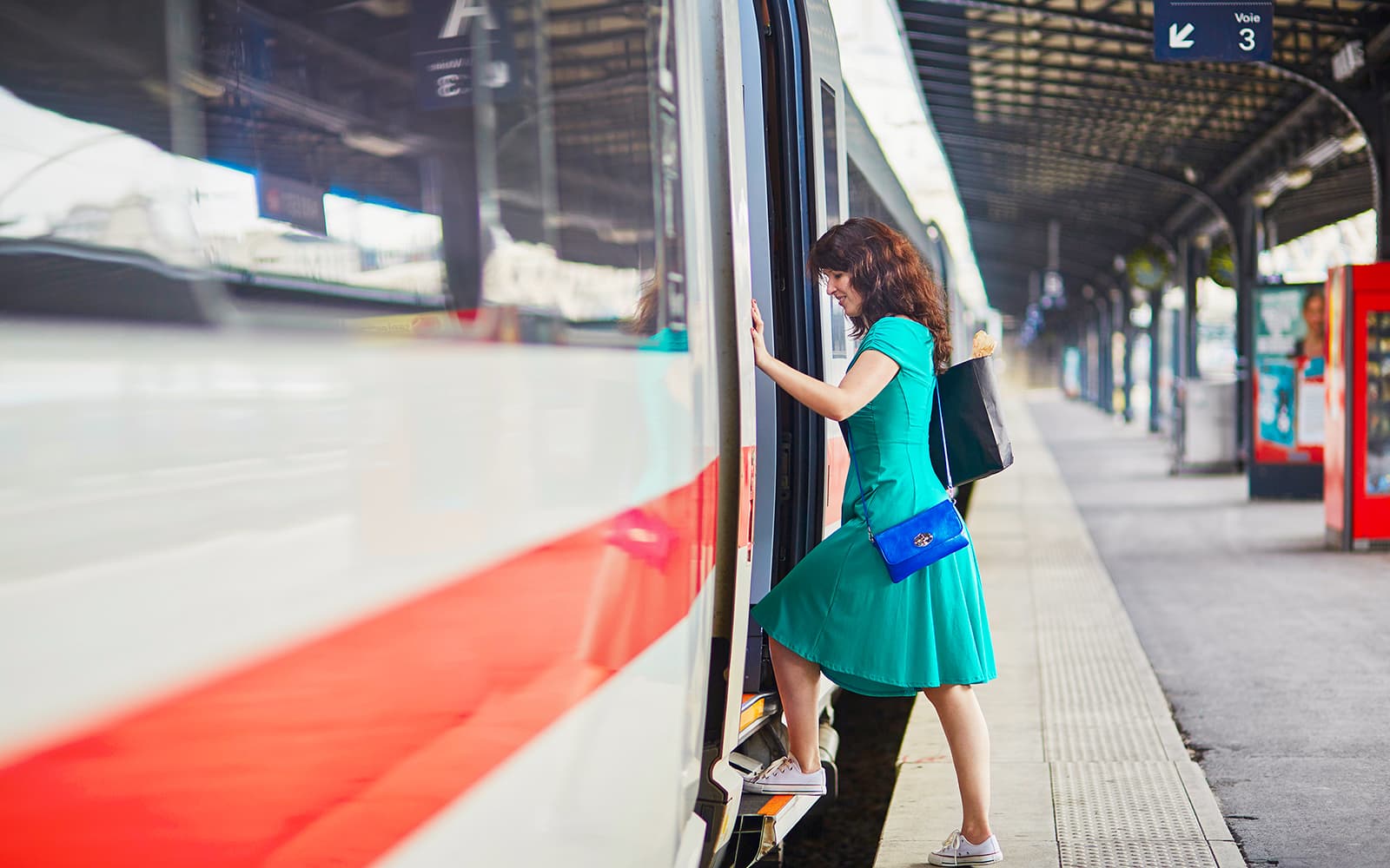 Campania Express One-Way Tickets: Naples to/from Herculaneum in Naples - Attractions | TickYourList