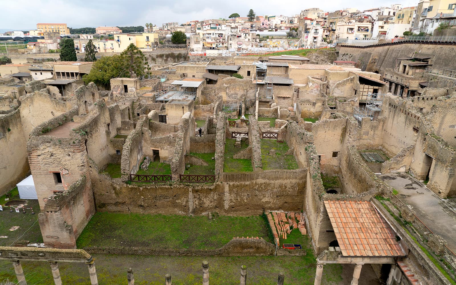 Herculaneum Guided Tour with Skip-the-Line Tickets in Naples - Highlights | TickYourList