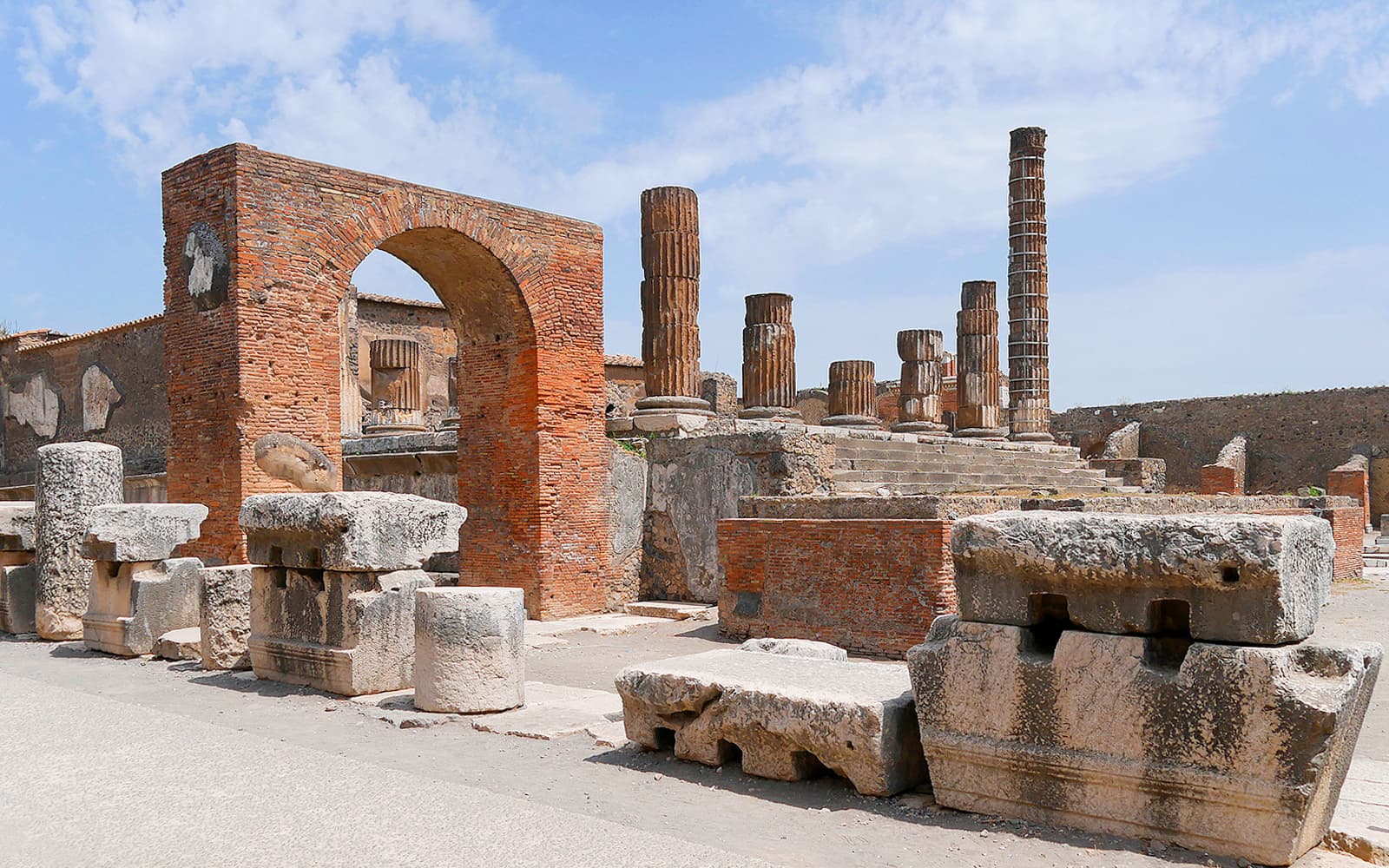 Pompeii Private Guided Tour with Archaeologist tickets in Naples - Features | TickYourList