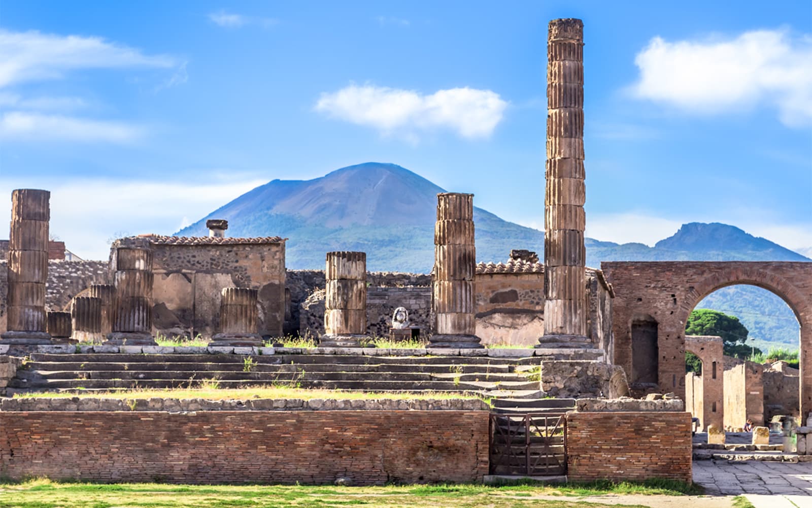 From Naples: Pompeii & Amalfi Day Trip with Transfers tickets in Naples - Activities | TickYourList
