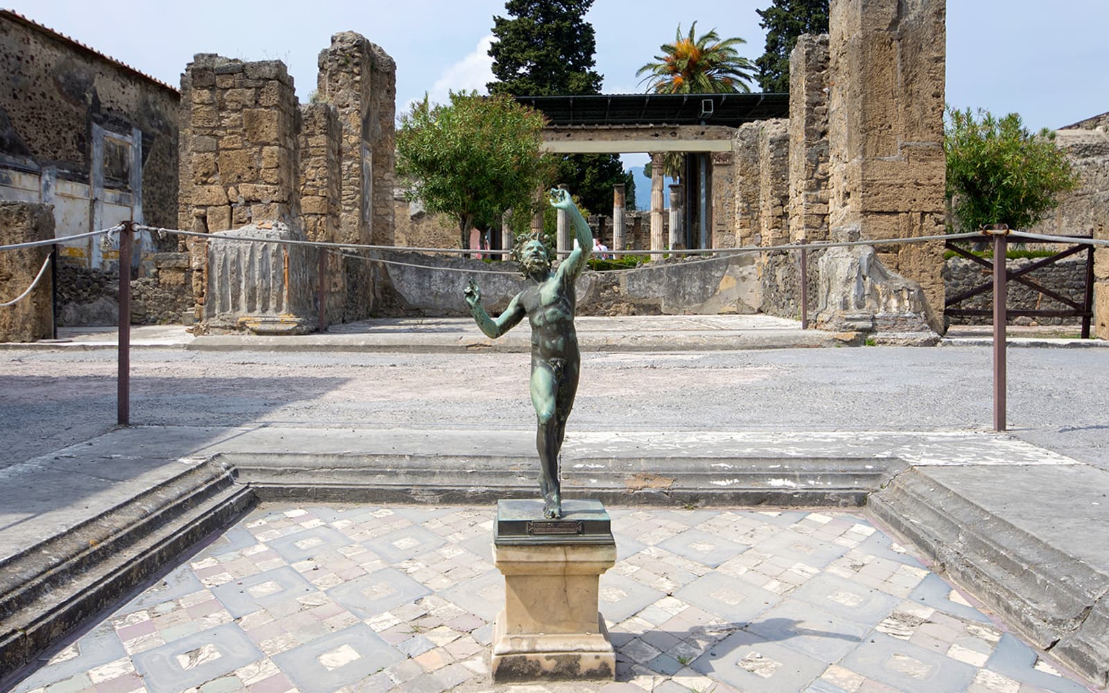 From Naples: Pompeii and Herculaneum Guided Tour with Transfers tickets in Naples - Activities | TickYourList