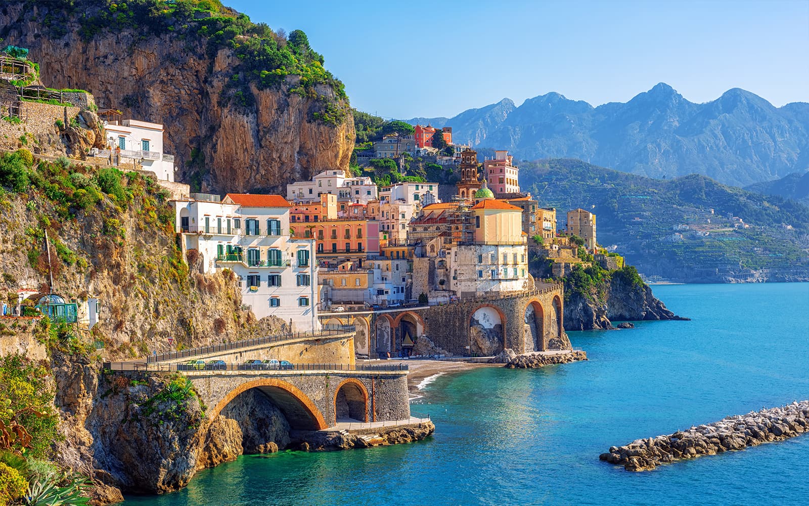Shuttle Transfers: Naples Airport to Sorrento Train Station/Pompei tickets in Naples - Features | TickYourList