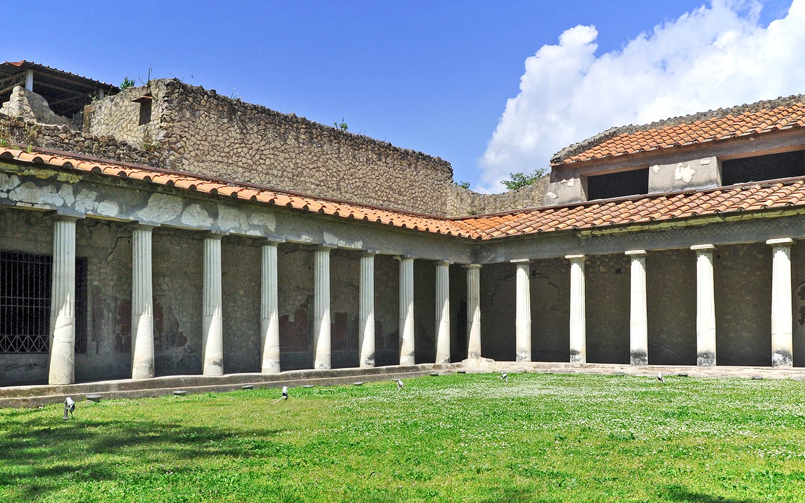 Villa of Oplontis Small-Group Guided Tour with Skip-the-Line Entry