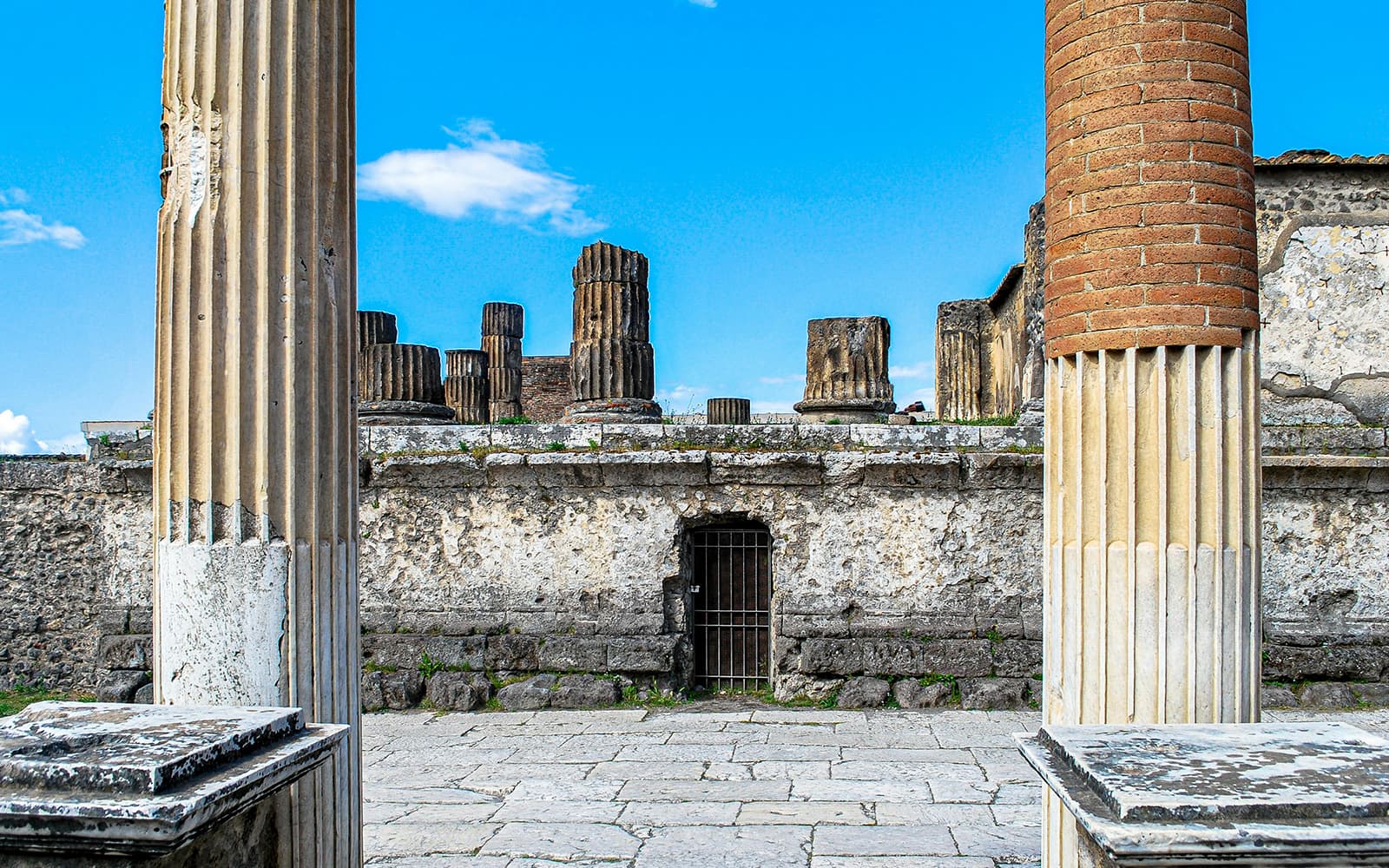 Pompeii Day Trip from Rome by High-Speed Train tickets in Naples - Highlights | TickYourList