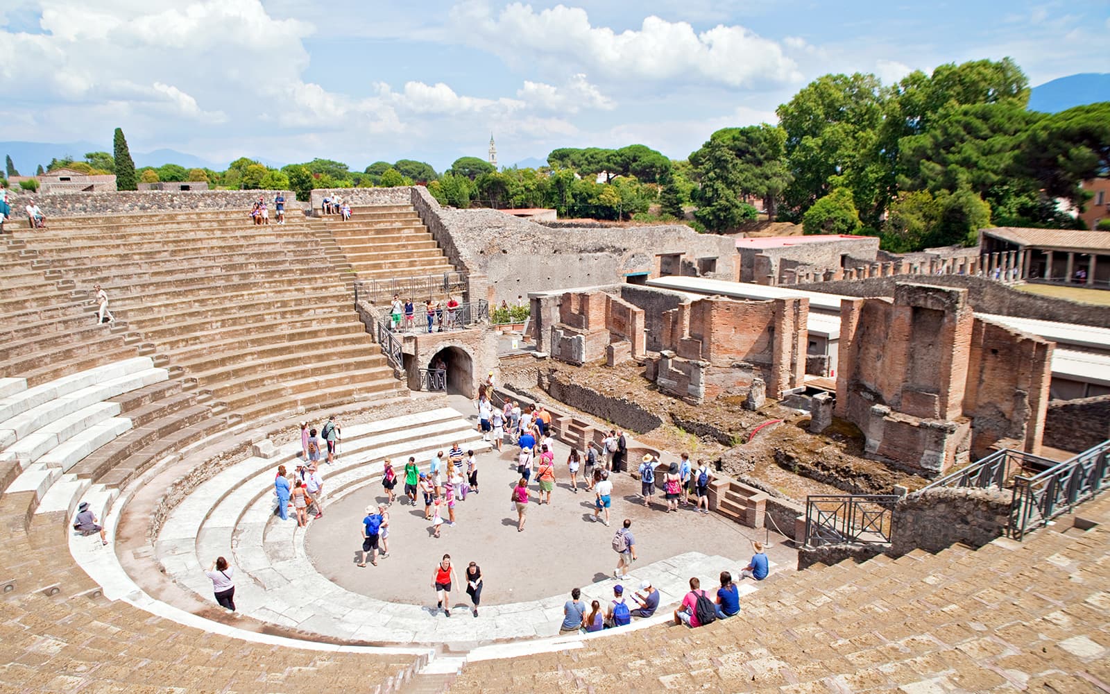 From Naples: Pompeii & Mt. Vesuvius Guided Tour with Transfers
