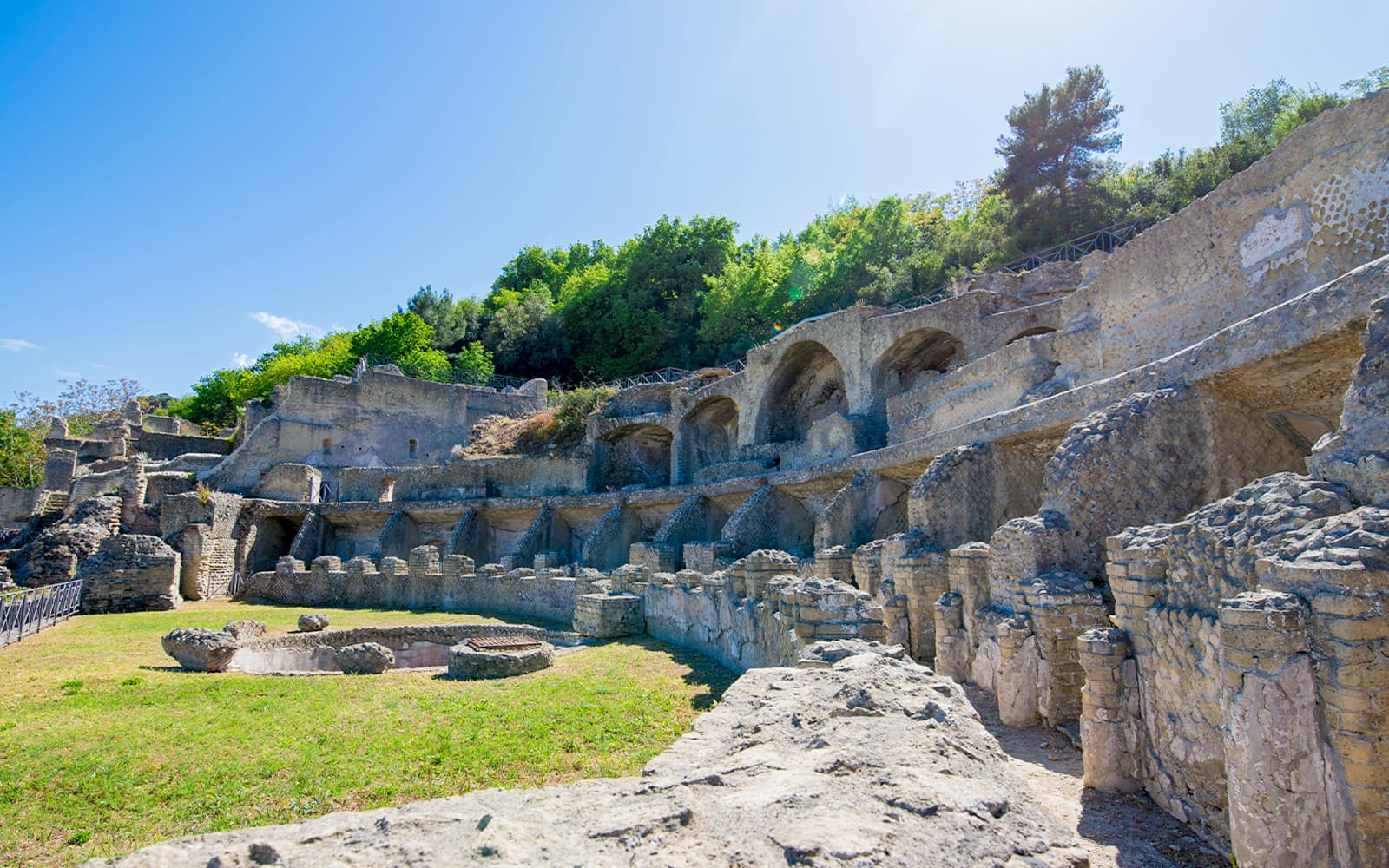 Tickets to the Archaeological Park of the Baths of Baia in Naples - Features | TickYourList
