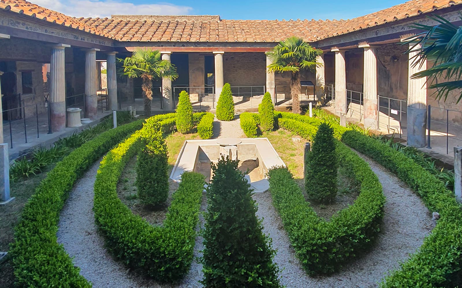 2.5-Hour Small-Group Guided Tour of Pompeii New Discoveries tickets in Naples - Features | TickYourList