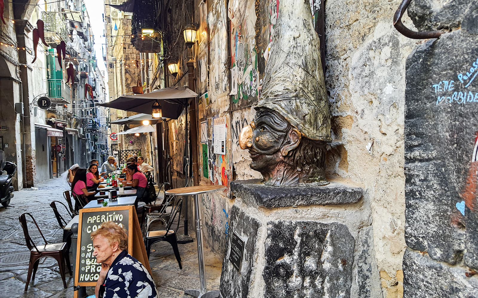 Guided Walking Tour of the Highlights of Naples