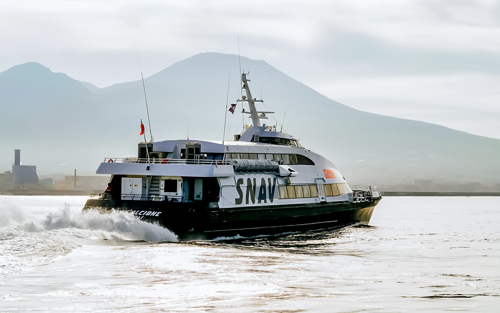 SNAV Ferry Tickets: Naples to/from Ischia in Naples - Features | TickYourList