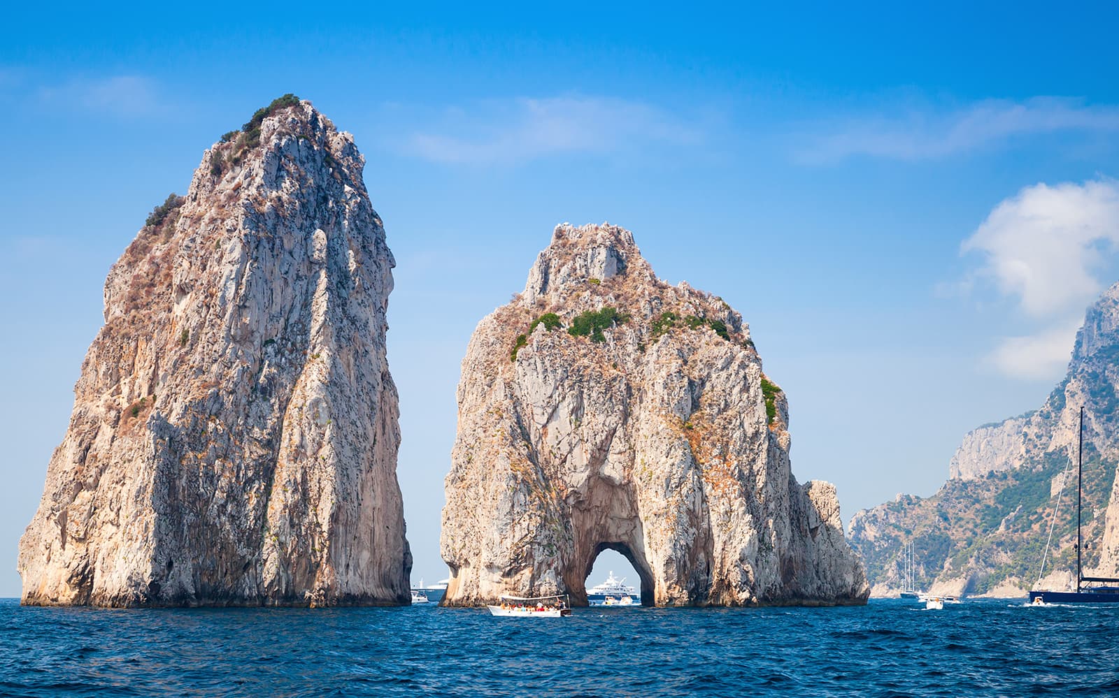 From Naples/Pompeii: Capri and Blue Grotto Day Trip