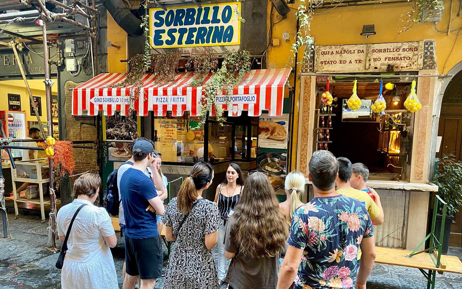 Gourmet Street Food & Sightseeing Tour of Naples
