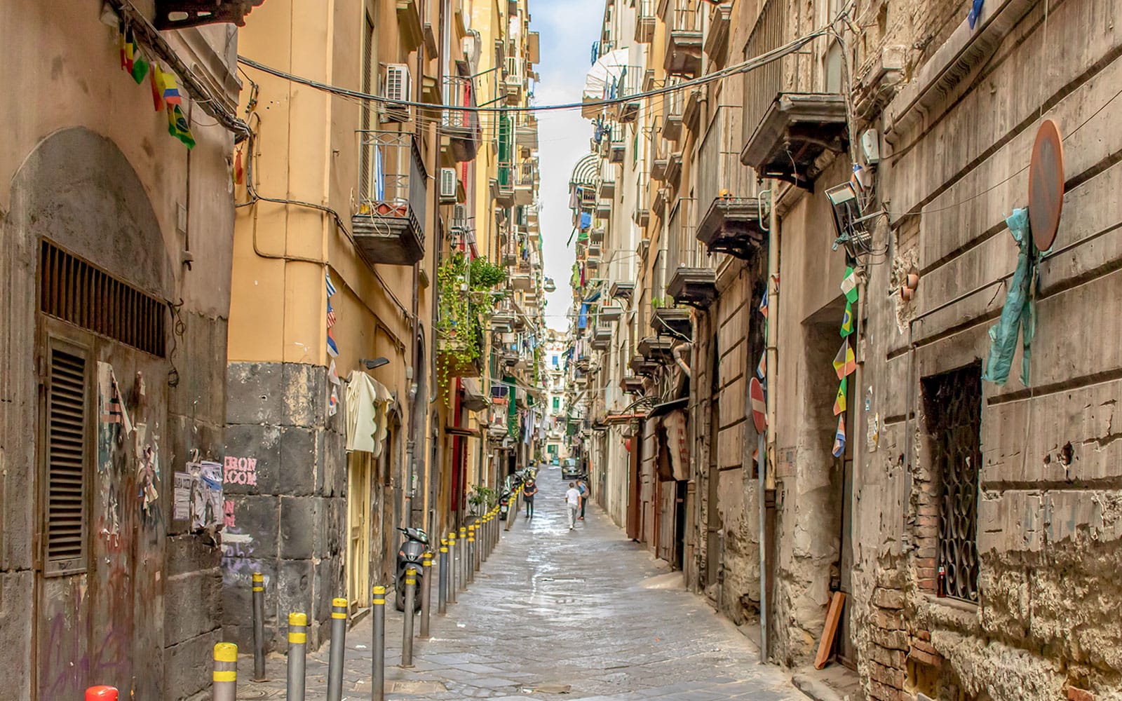 Naples Walking Tour with Wallet-style Pizza tickets in Naples - Activities | TickYourList