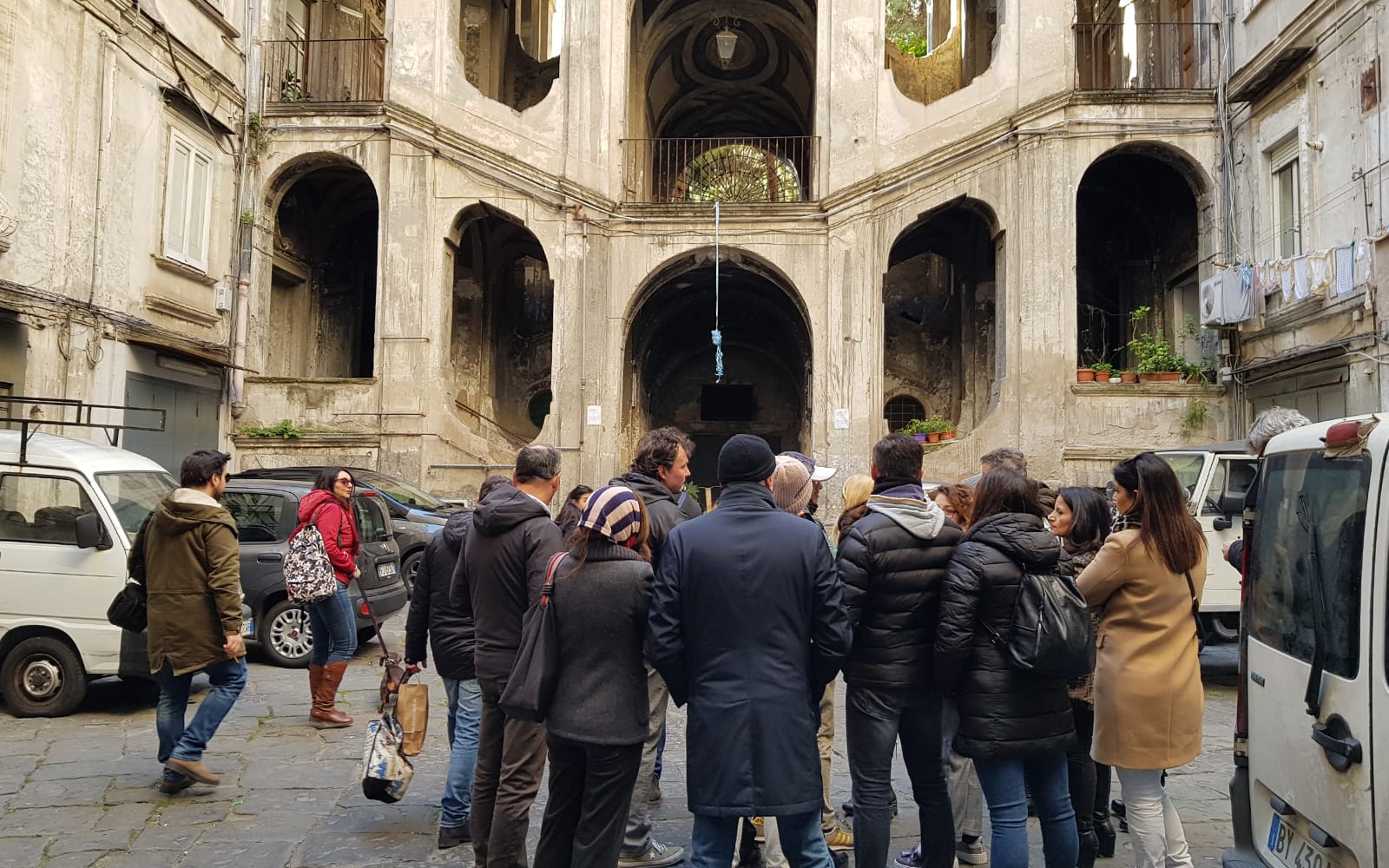 Walking Tour of Rione Sanità and Fontanelle Cemetery