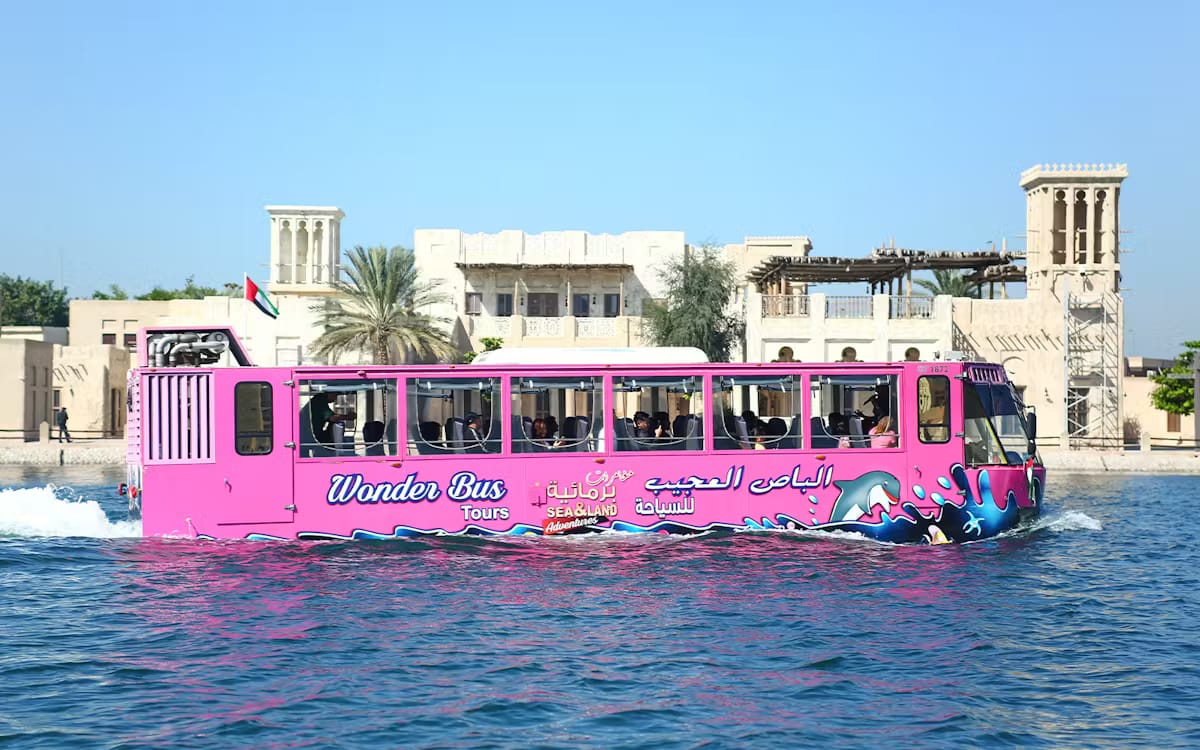 57cae11b15c1a396a39d419dd4bdeac7-26128-Dubai-DubaiWonderBusTour-08.avif
