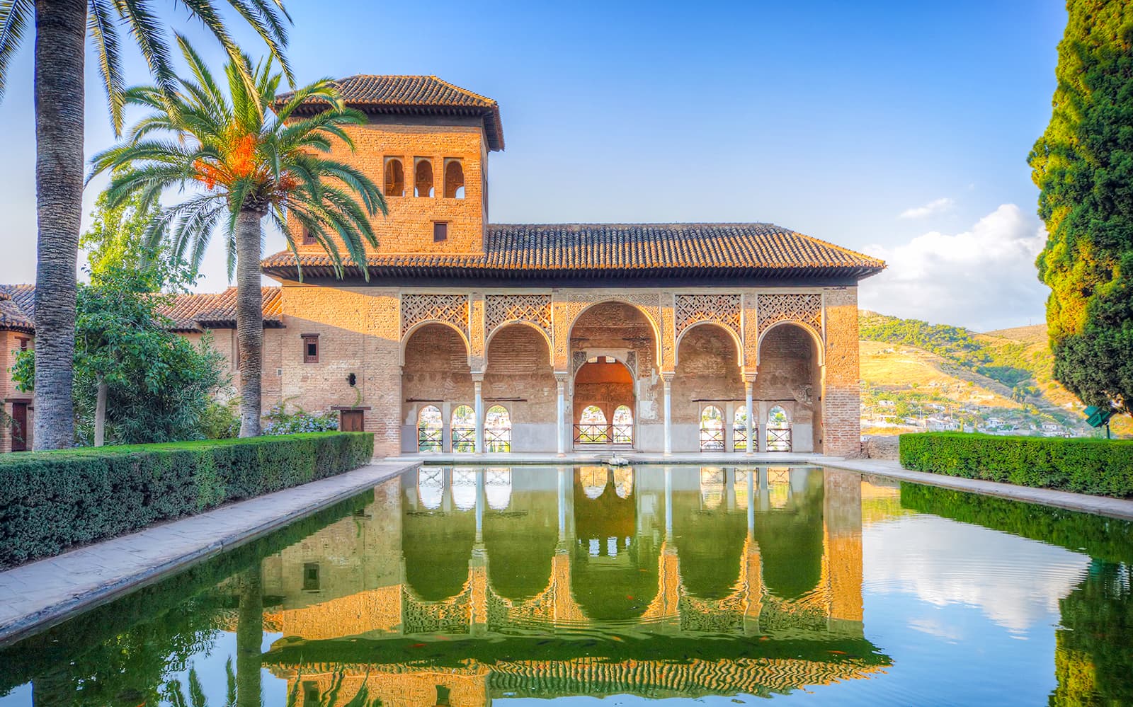 Guided Tour of Alhambra from Malaga