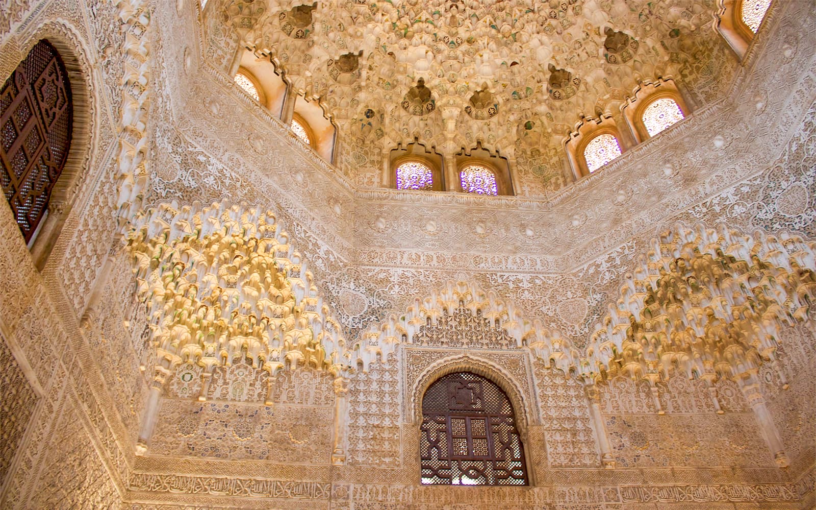 Guided Tour of Alhambra from Malaga tickets in Malaga - Features | TickYourList