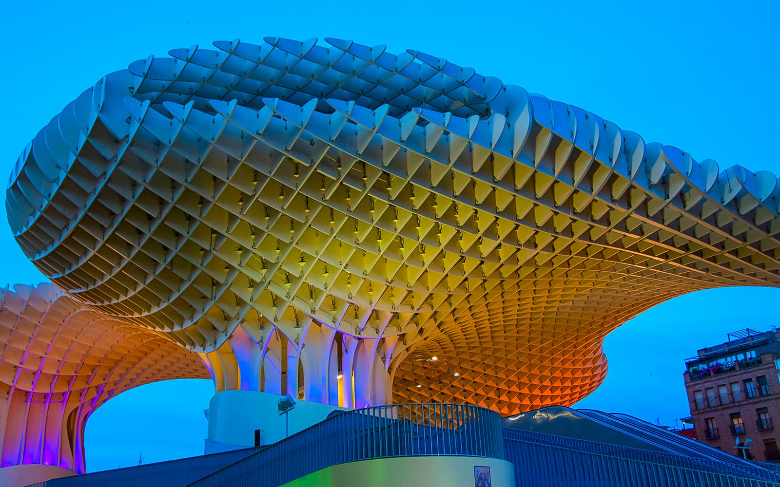 Guided Day Tour of Seville with Round-Trip Transfers from Malaga