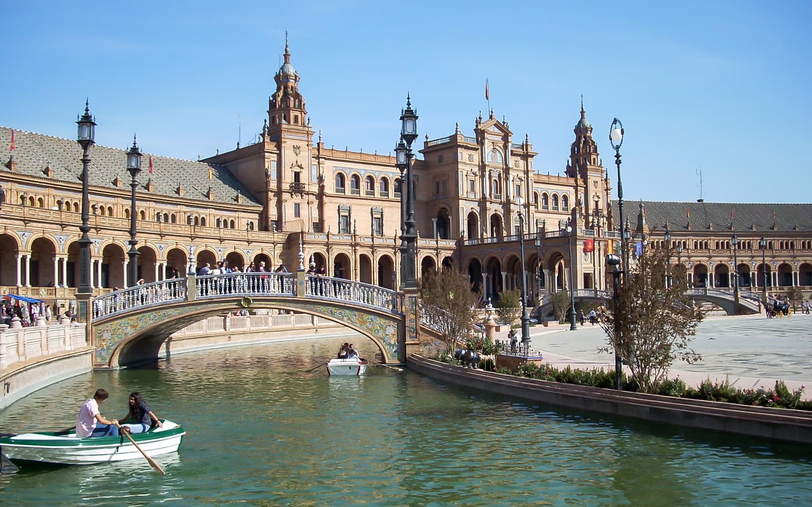 Guided Day Tour of Seville with Round-Trip Transfers from Malaga tickets in Malaga - Full Experience | TickYourList