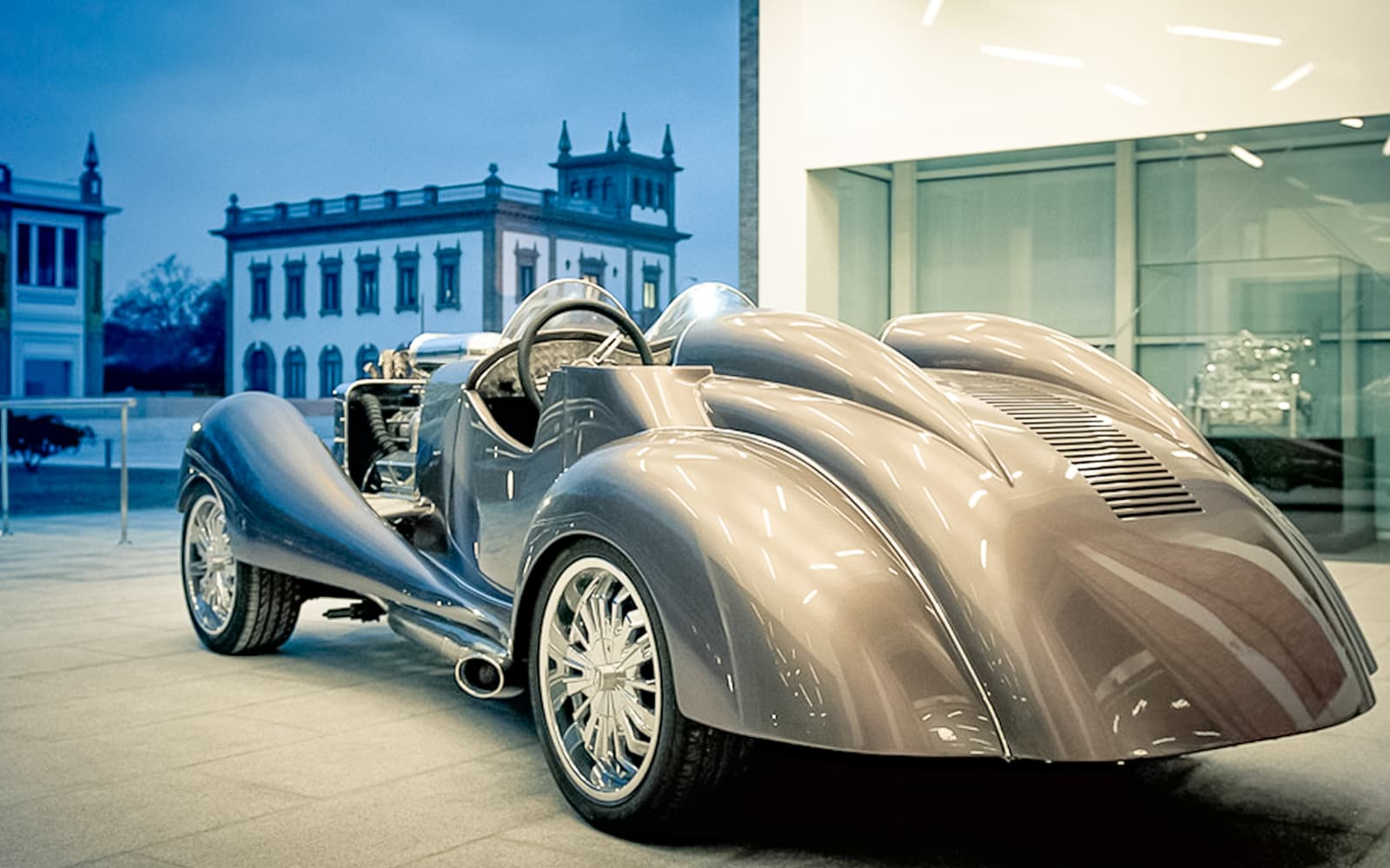 Fast-Track Entry Tickets to Malaga Automobile & Fashion Museum in Malaga - Activities | TickYourList