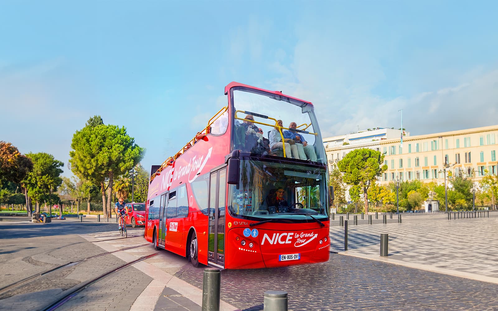 Nice & Villefranche Hop-On Hop-Off Bus Tour