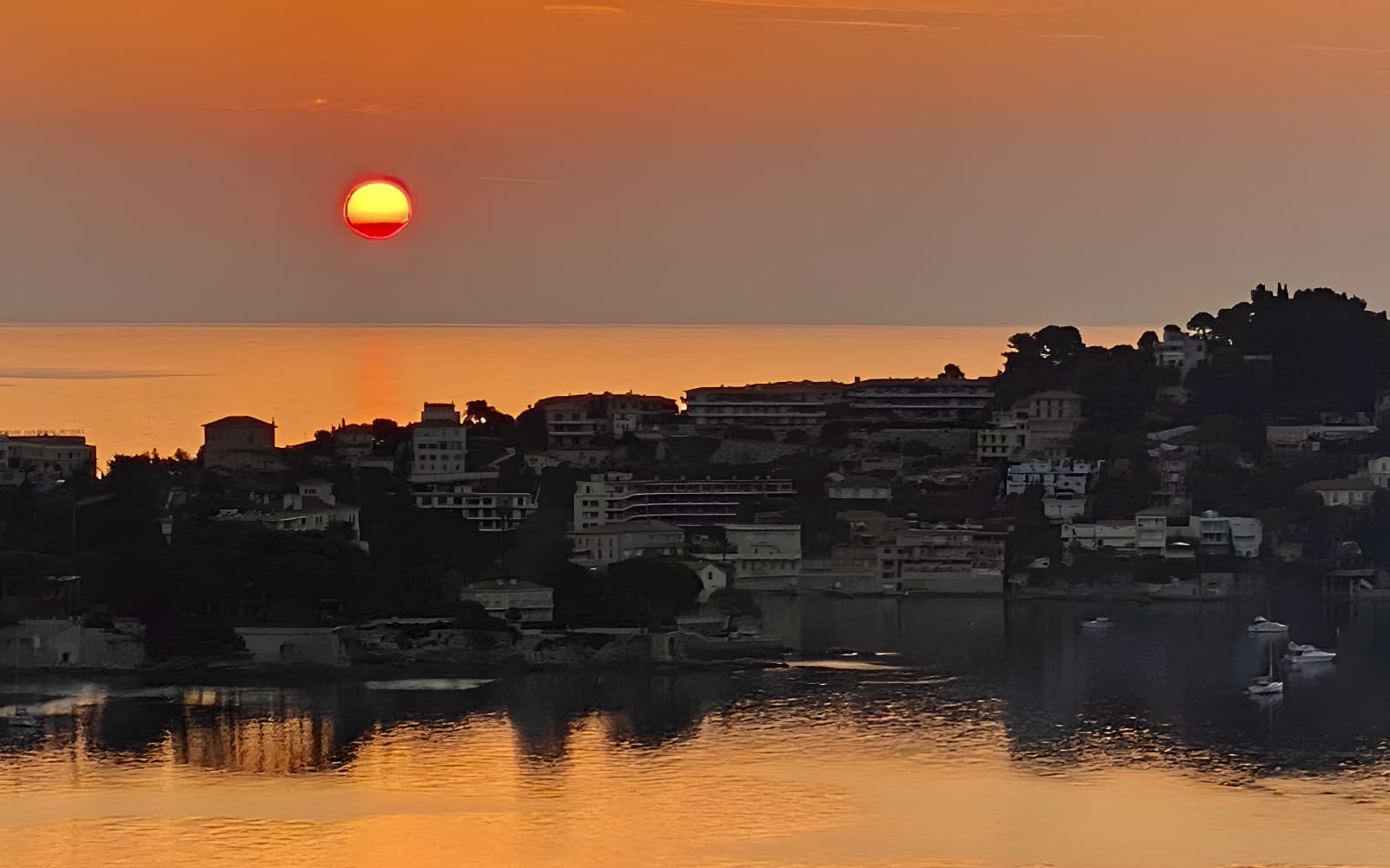 From Nice: Sunset Boat Tour of St Jean Cap Ferrat tickets in Nice - Full Experience | TickYourList