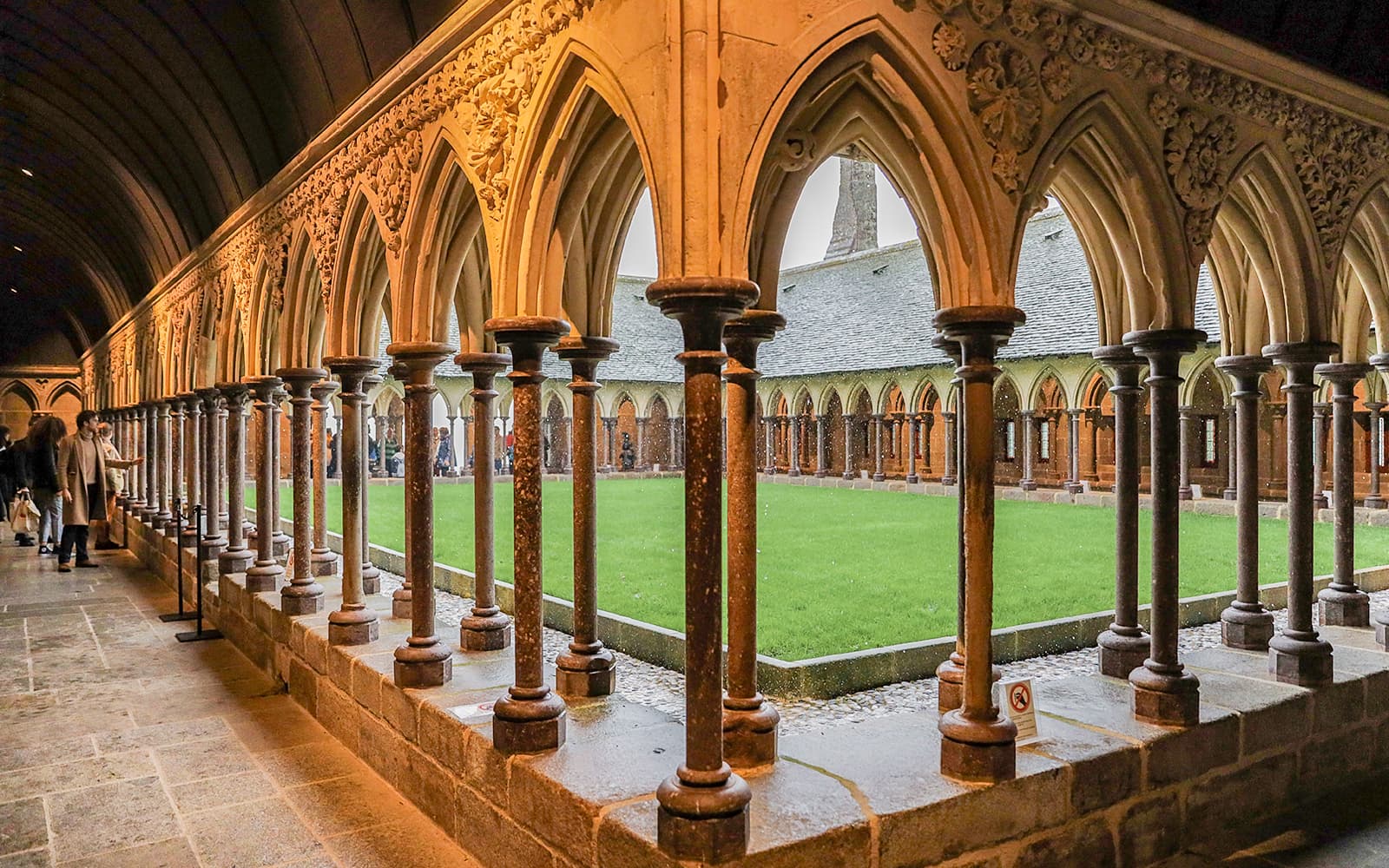 From Paris: Full-Day Guided Tour of Mont Saint-Michel with Round-Trip Transfers tickets in Normandy - Highlights | TickYourList