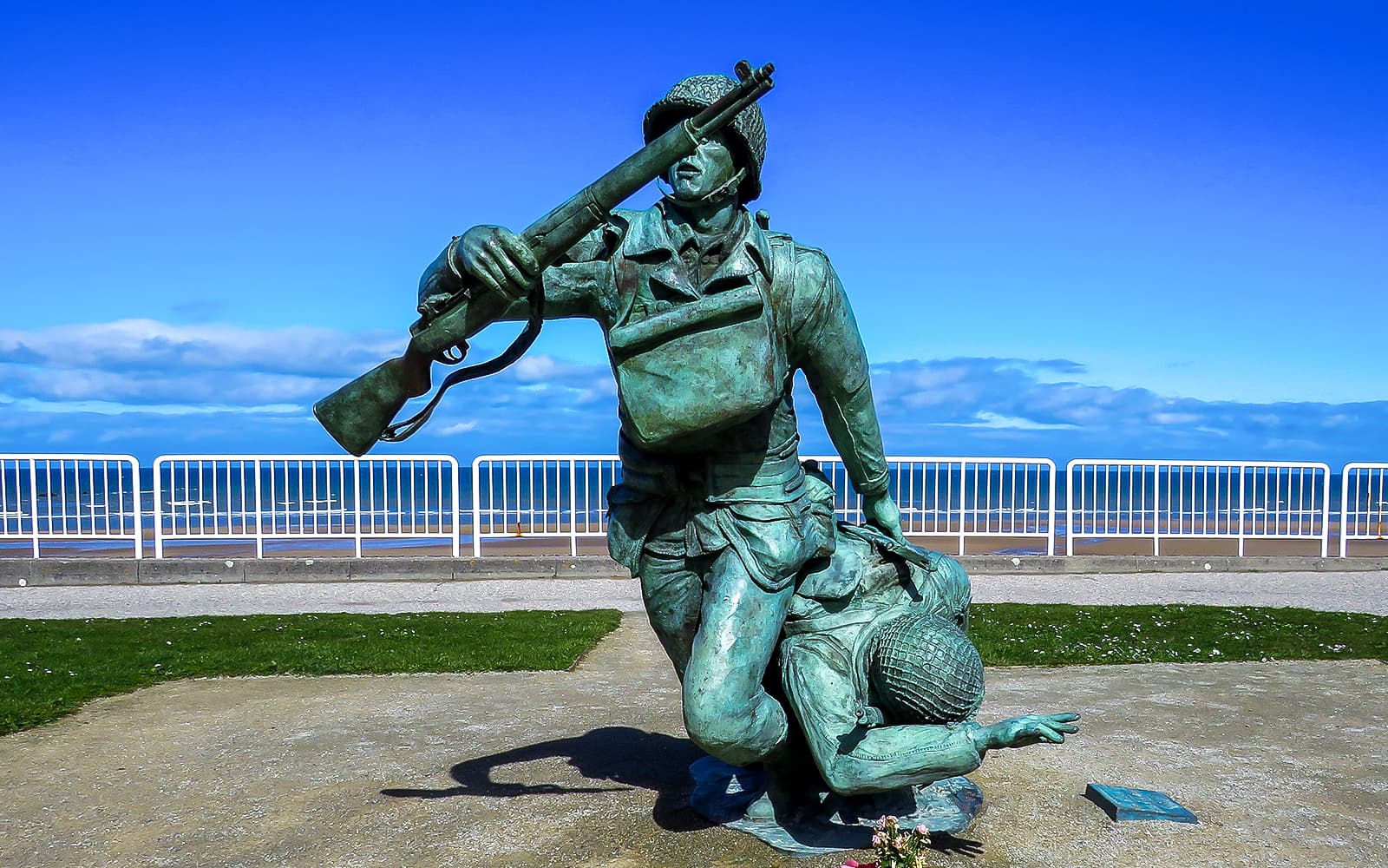 From Paris: D-Day Normandy Beaches Full-Day Guided Tour