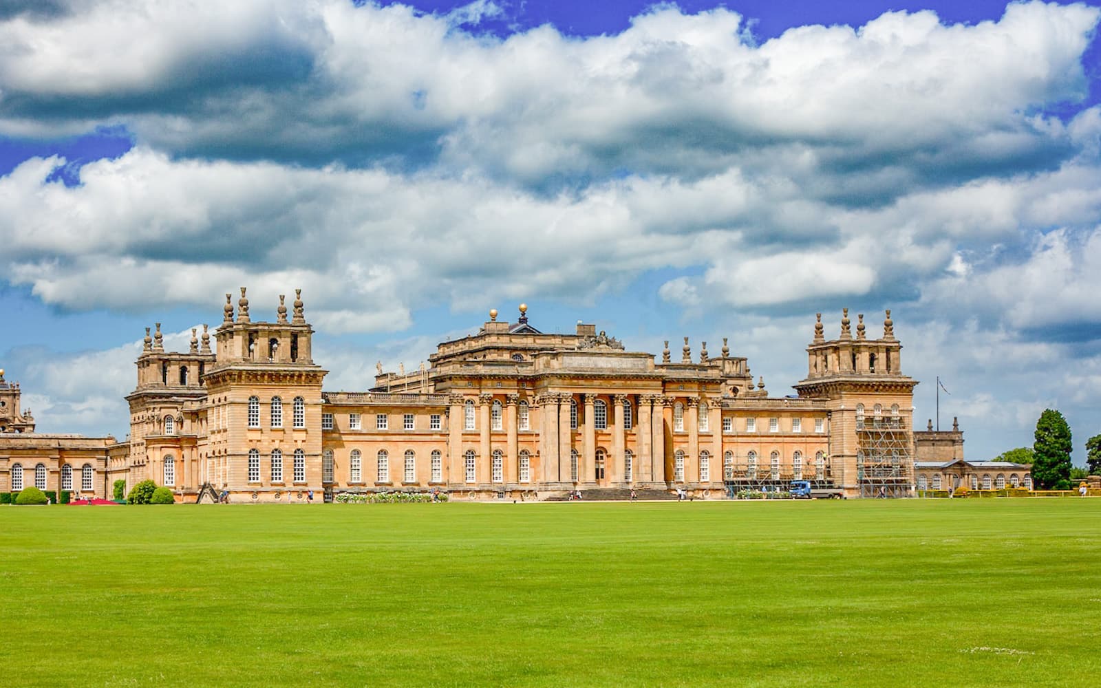 Blenheim Palace Entrance Tickets with Adventure Play in Oxford - Attractions | TickYourList