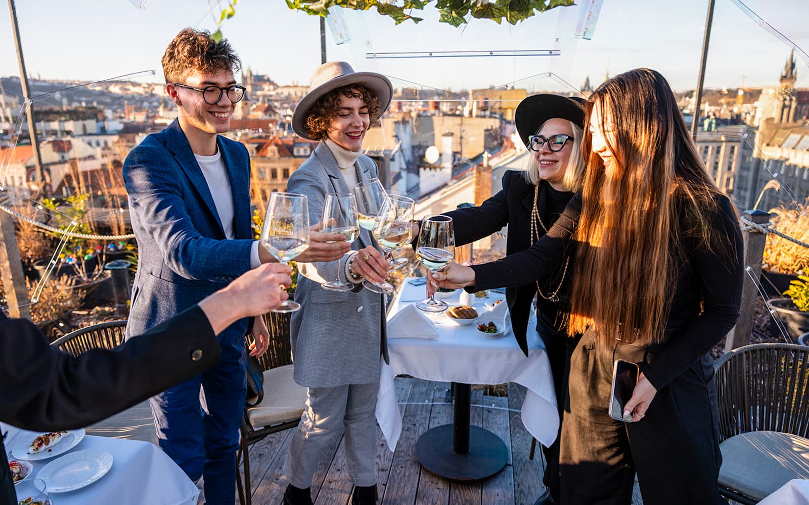 Prague: Sky Bar Entry Tickets with Aperitivo Menu and Drinks