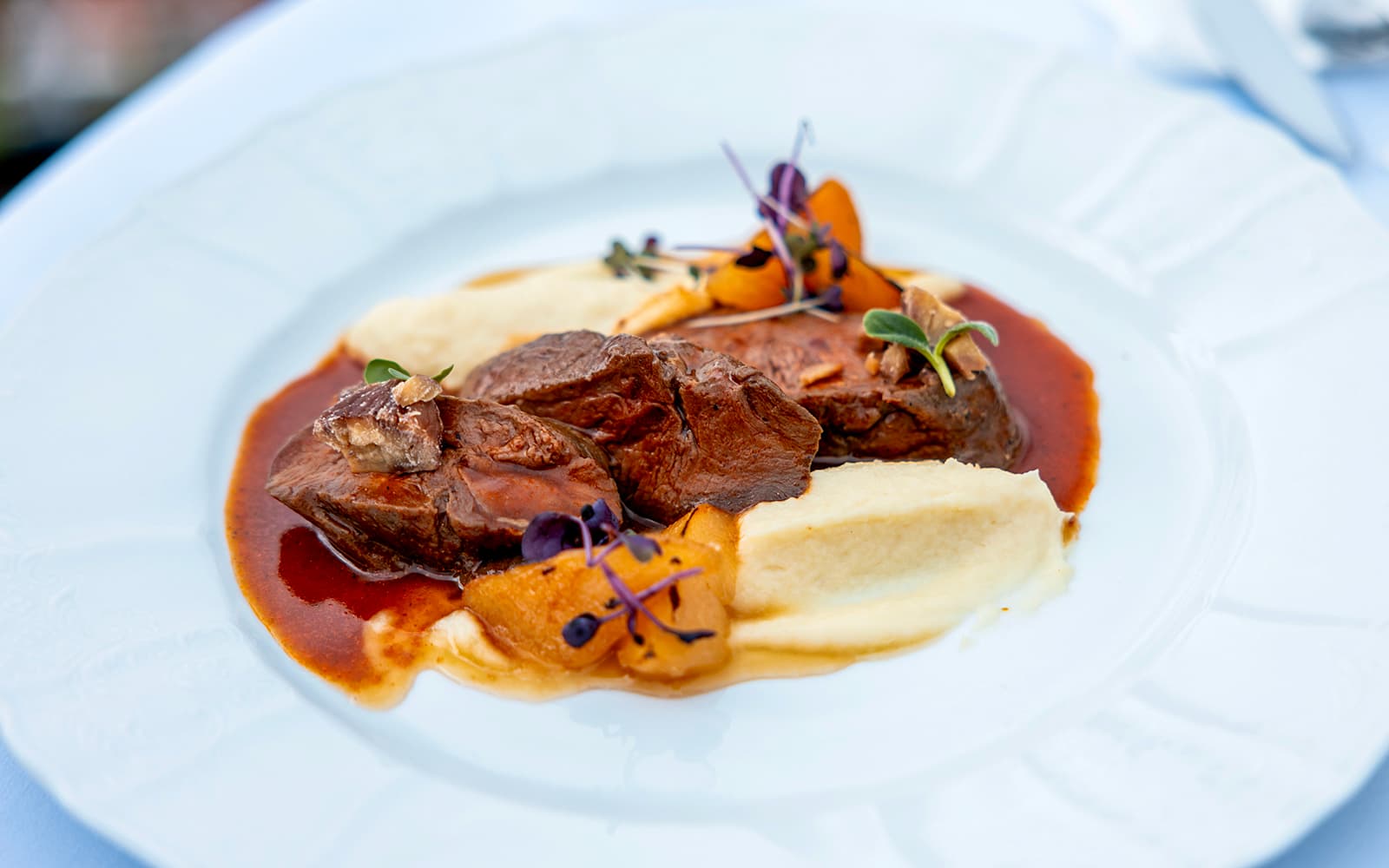 Prague: Sky Bar Entry Tickets with Aperitivo Menu and Drinks in Prague - Features | TickYourList