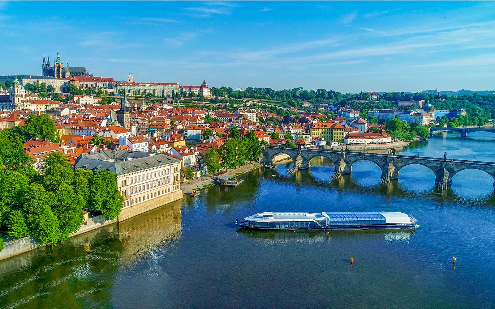 2-Hour Vltava River Sightseeing Cruise