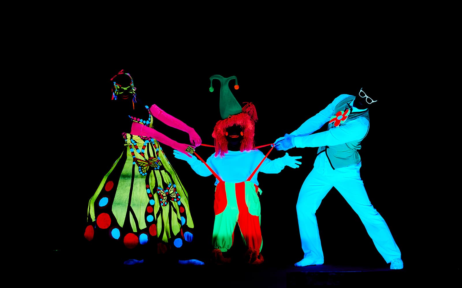 Tickets to the WOW Show Black Light Theater