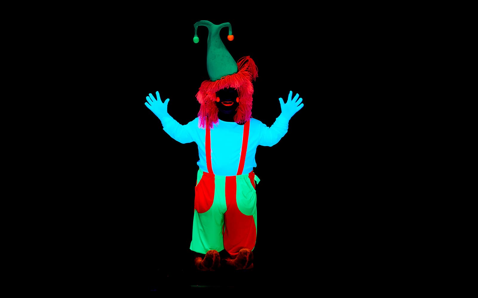 Tickets to the WOW Show Black Light Theater in Prague - Highlights | TickYourList