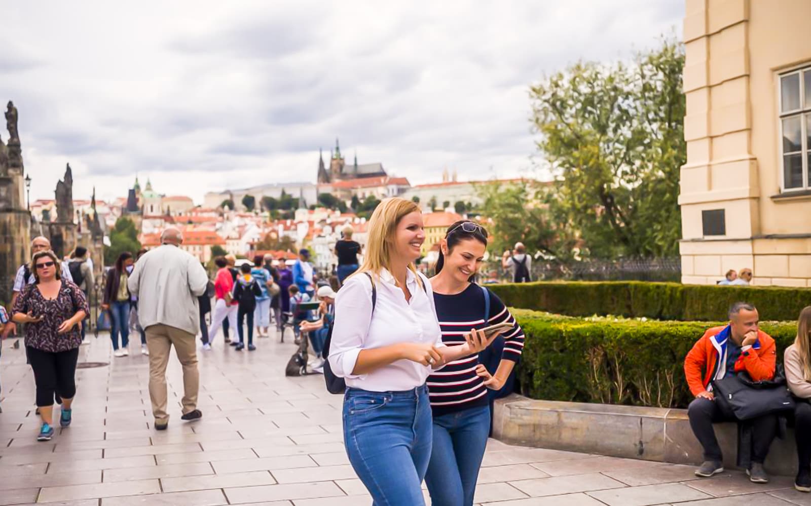 Mobile-Guided Tour of Charles Bridge & Tower with Optional VR Experience tickets in Prague - Activities | TickYourList