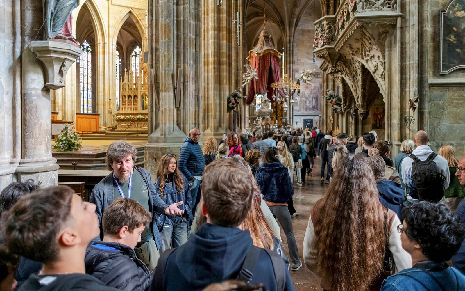 Combo (Save 8%): Prague Castle Guided Tour + Hop-on Hop-off Bus Tour tickets in Prague - Activities | TickYourList