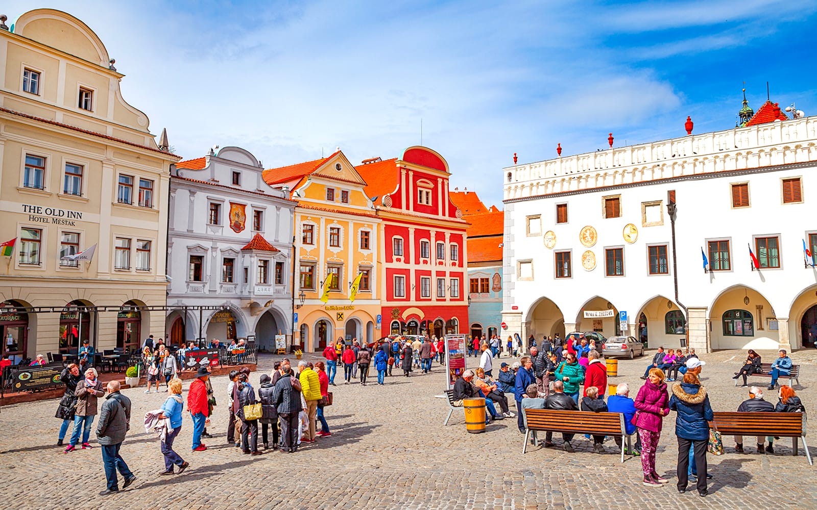 From Prague: Cesky Krumlov Guided Tour with Optional Castle Entry tickets in Prague - Features | TickYourList