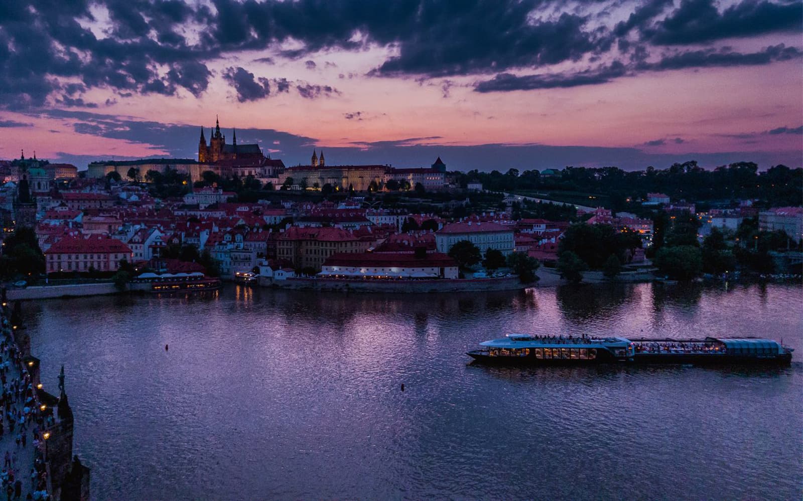 Vltava River: 50-Minute Evening Sightseeing Cruise tickets in Prague - Full Experience | TickYourList