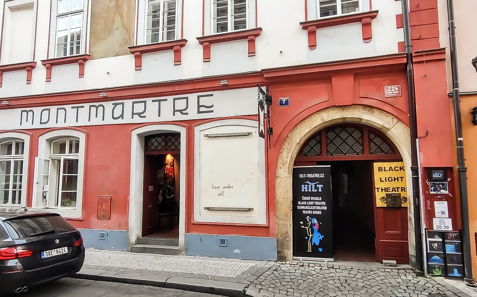 Magic Phantom Comedy - Best of Black Light Theatre Tickets in Prague - Highlights | TickYourList