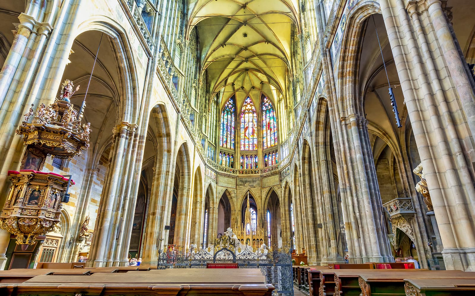 Guided Tour of Prague Castle with Lunch in Lobkowicz Palace Café tickets in Prague - Features | TickYourList