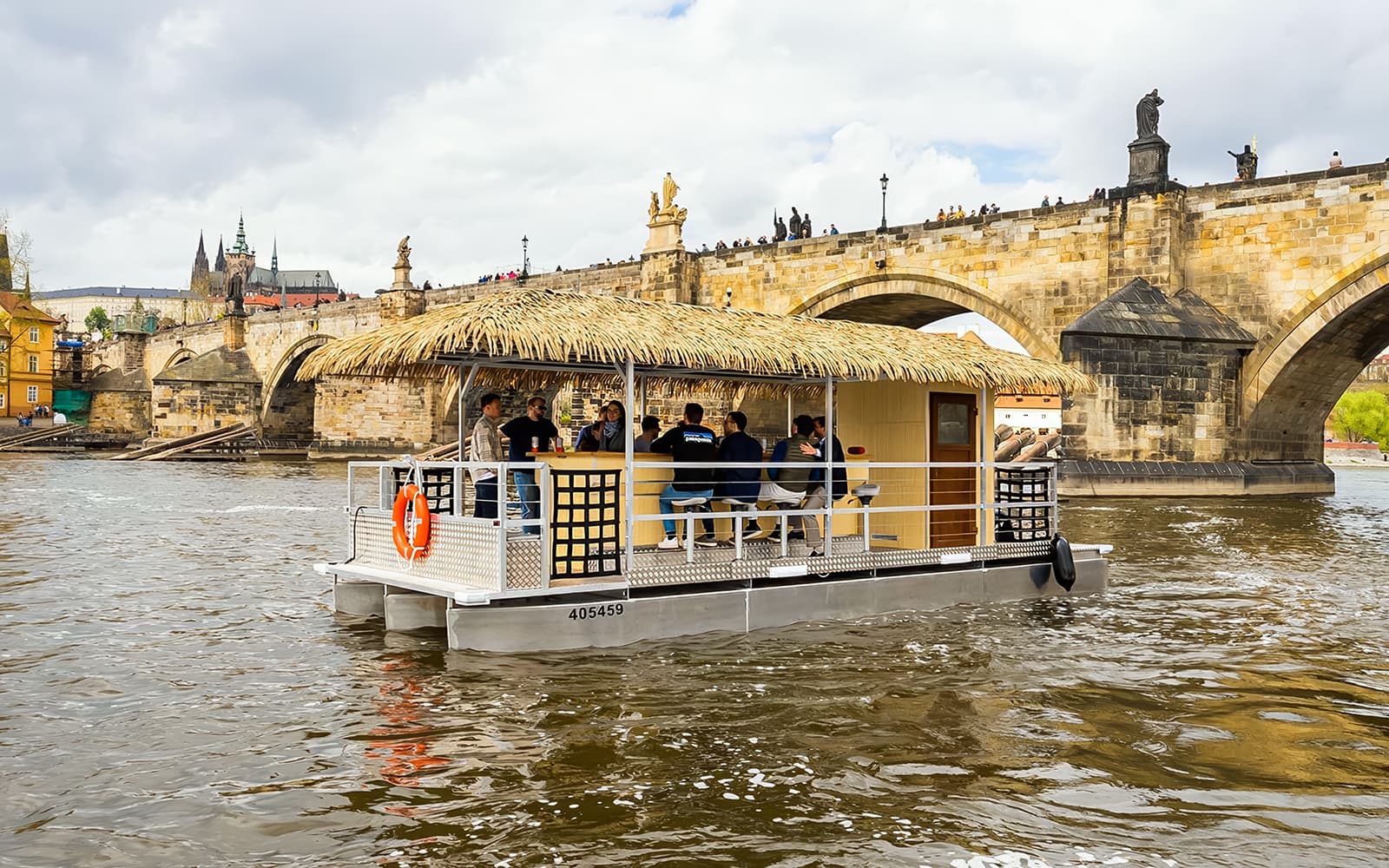 1.5-Hour Prague Tiki Boat Cruise with Unlimited Drinks