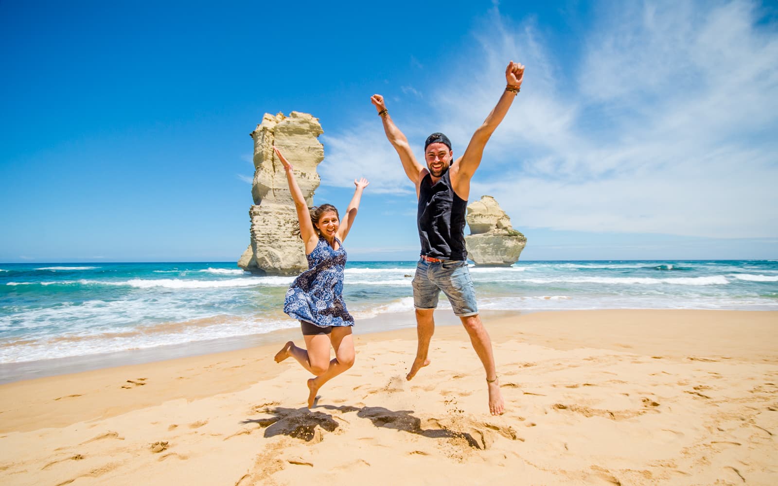 Great Ocean Road Tour in Reverse:12 Apostles London Bridge & Wildlife