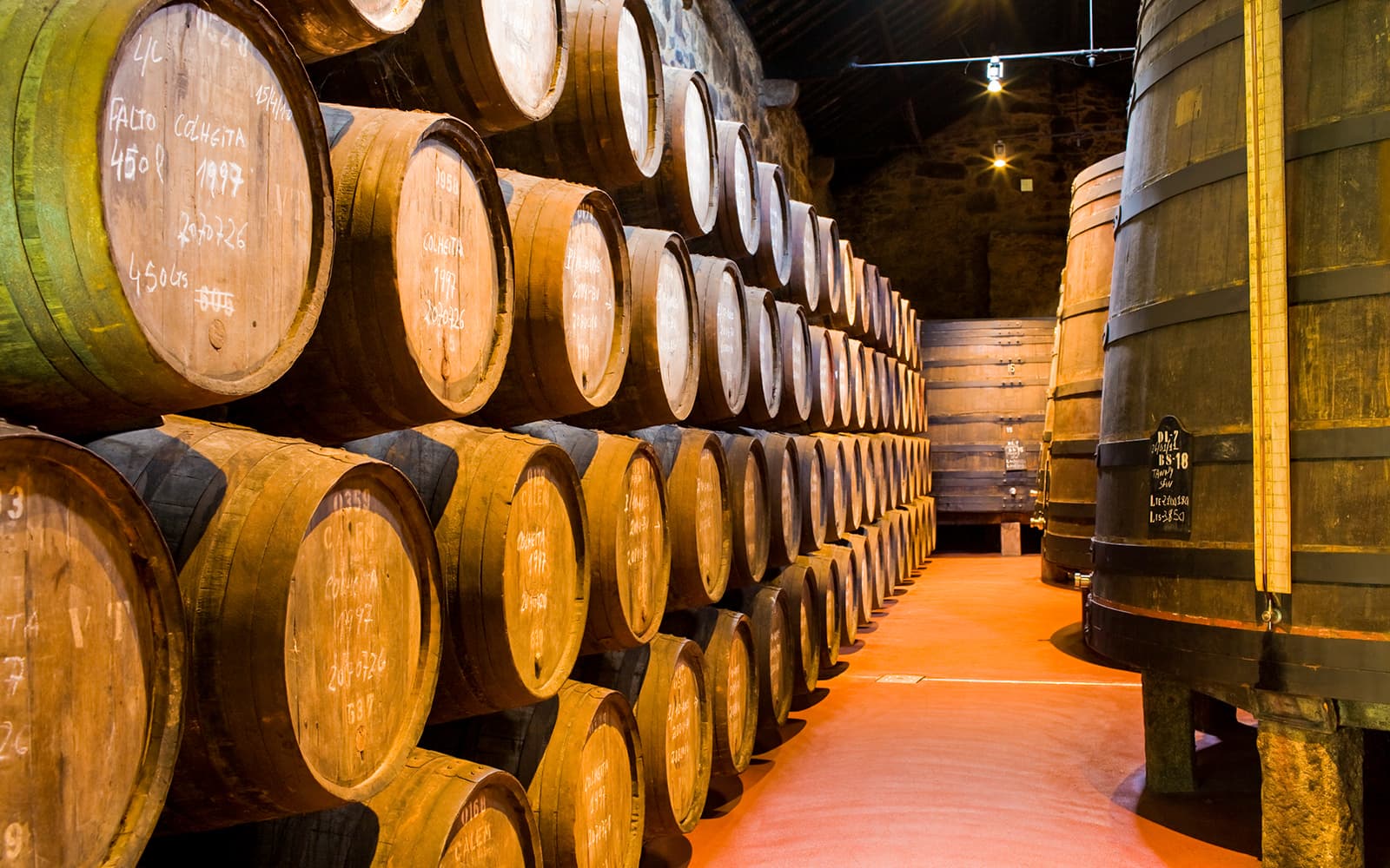 Guided Tour of Cálem Cellars with Tasting Experience tickets in Porto - Features | TickYourList