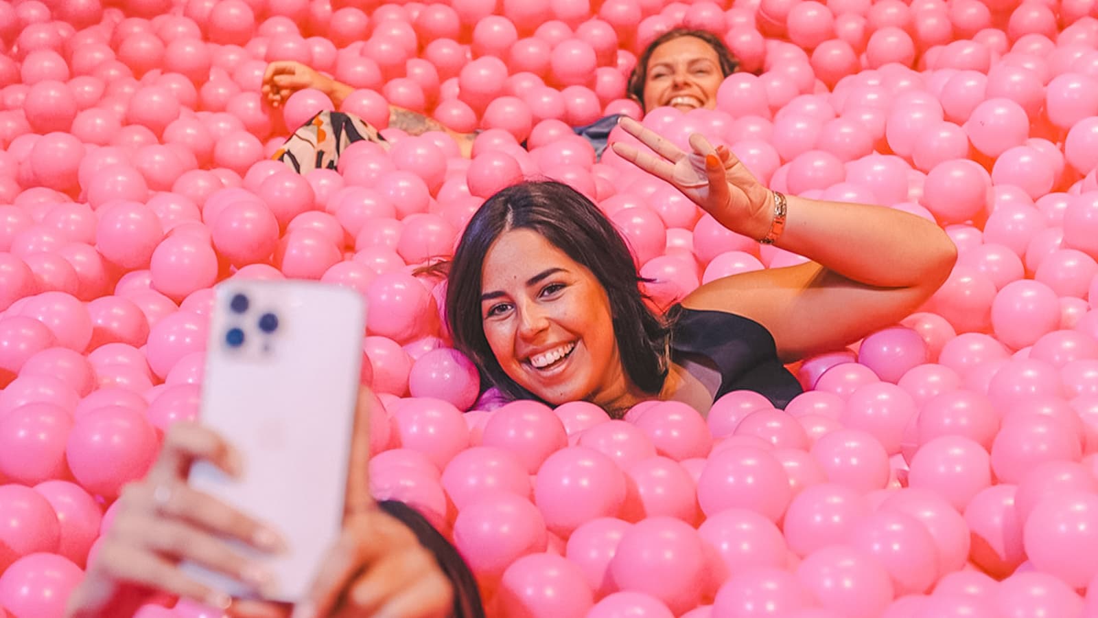 Pink Palace Tickets with Tasting Session