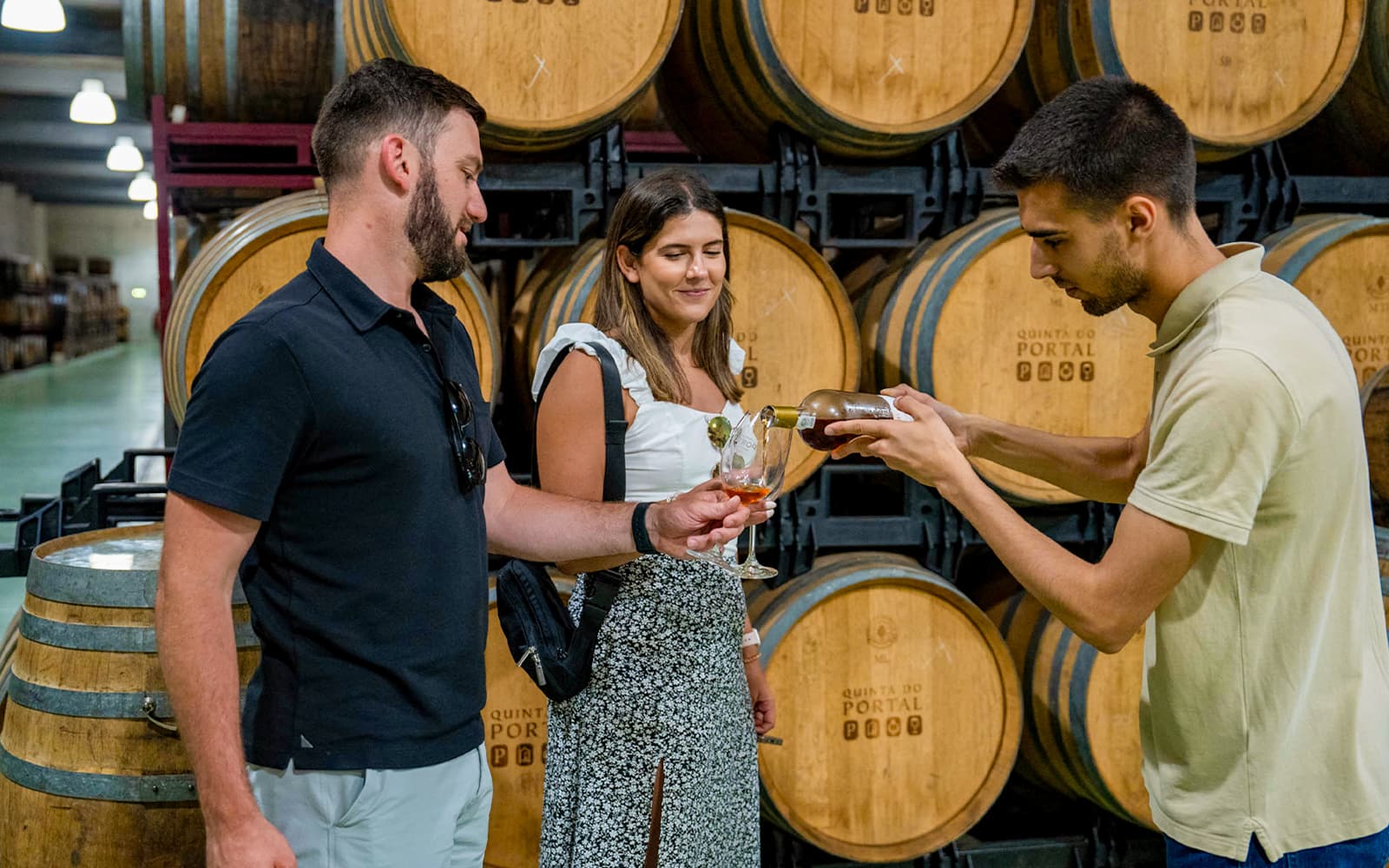 6 Bridges Douro River Cruise with Port Cellar Tour tickets in Porto - Features | TickYourList