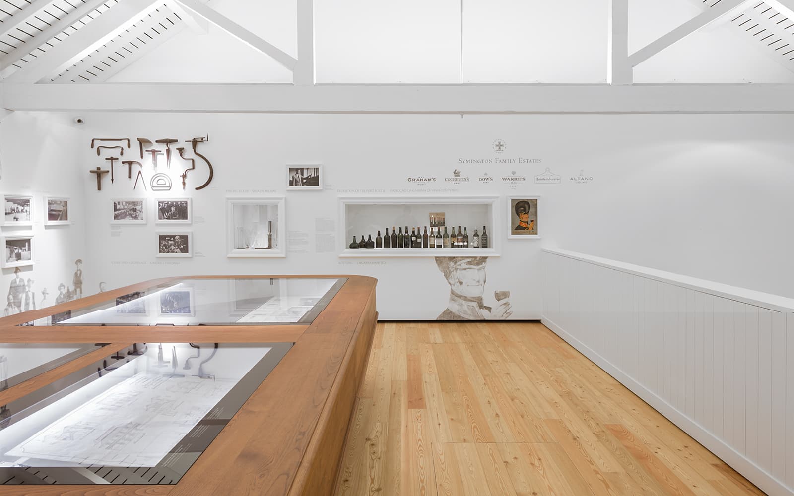 Graham's Port Lodge Guided Tour with Tasting Experience in the Vintage Room tickets in Porto - Activities | TickYourList