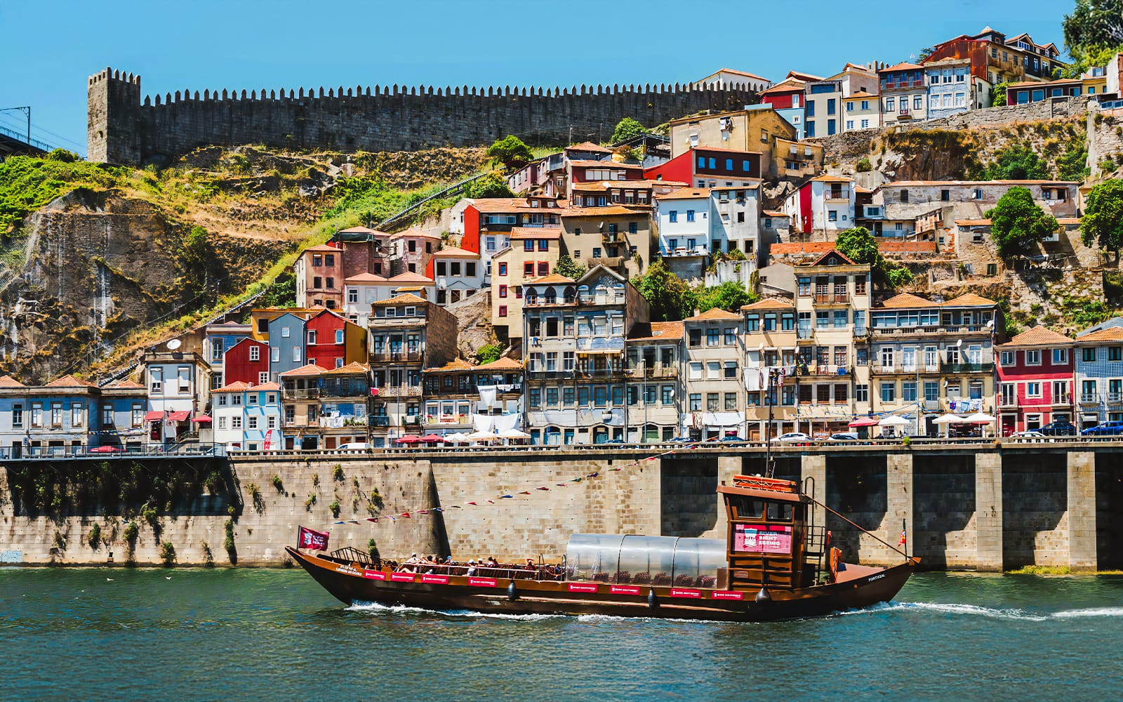 6 Bridges Douro River Sunset Cruise tickets in Porto - Features | TickYourList