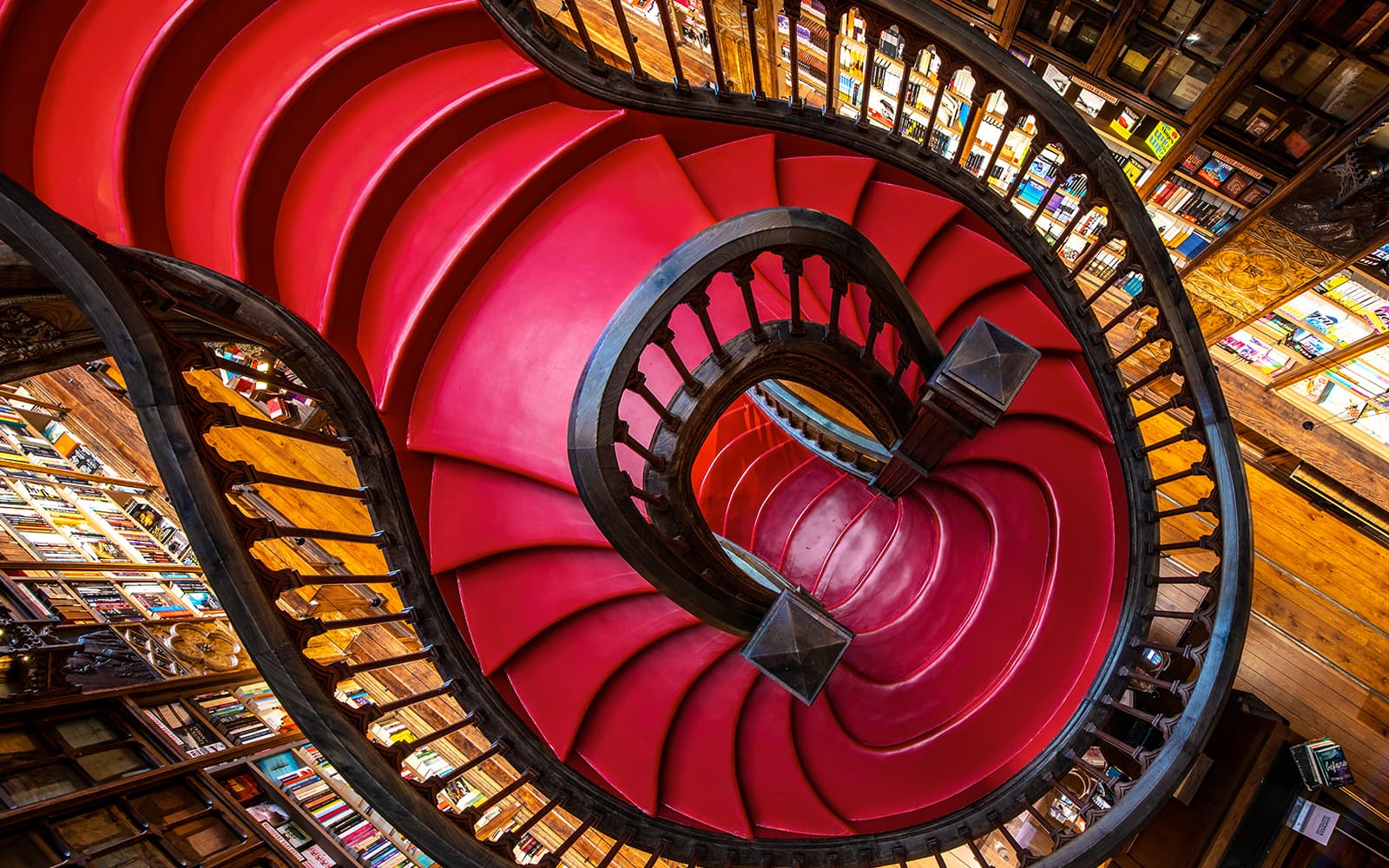 Livraria Lello Tickets: Gold Voucher in Porto - Highlights | TickYourList