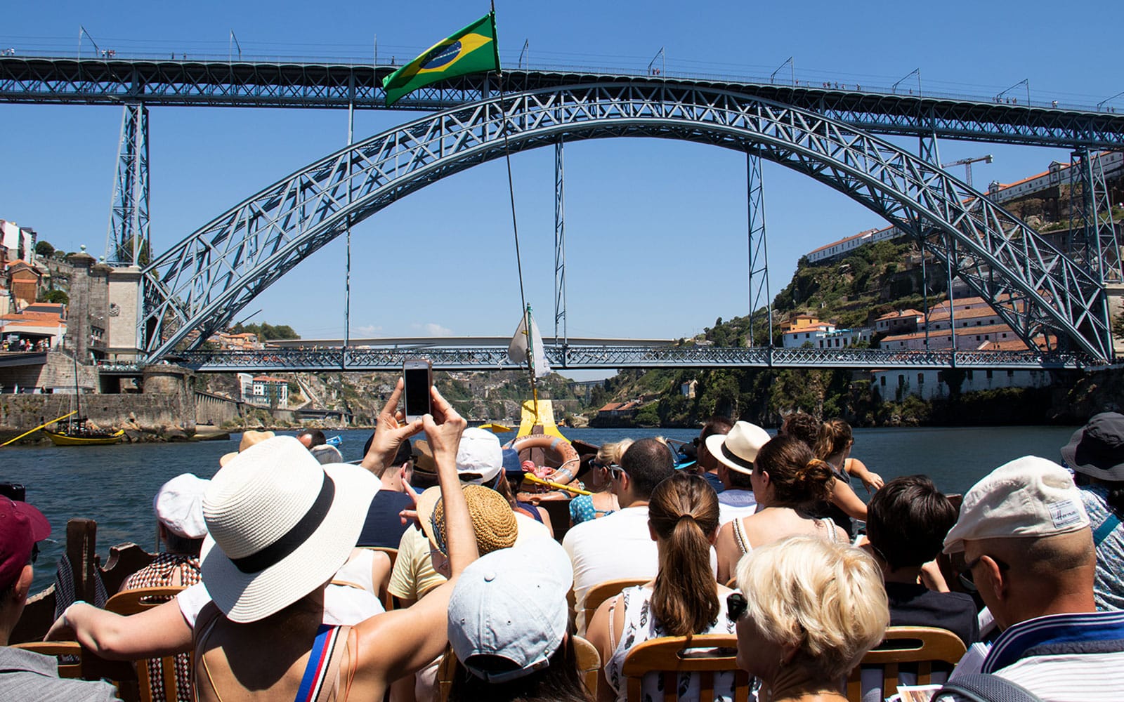 Combo: 1/2/3/4-Day Porto.CARD with Entry to Attractions + 6 Bridges Douro River Cruise tickets in Porto - Features | TickYourList