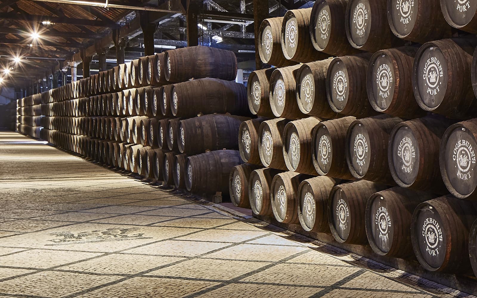 Cockburn's Lodge Guided Tour with Premium Wine Tasting tickets in Porto - Attractions | TickYourList